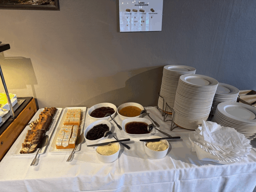 Breakfast is served from 7:00 to 10:00 AM
